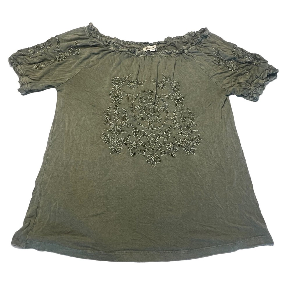 Solitaire Women green top With Embroidery Accent Size Large. Unique
